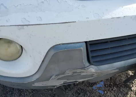 2004 Lincoln Navigator z USA, uszkodzony, nr VIN 5LMFU28R84LJ40131